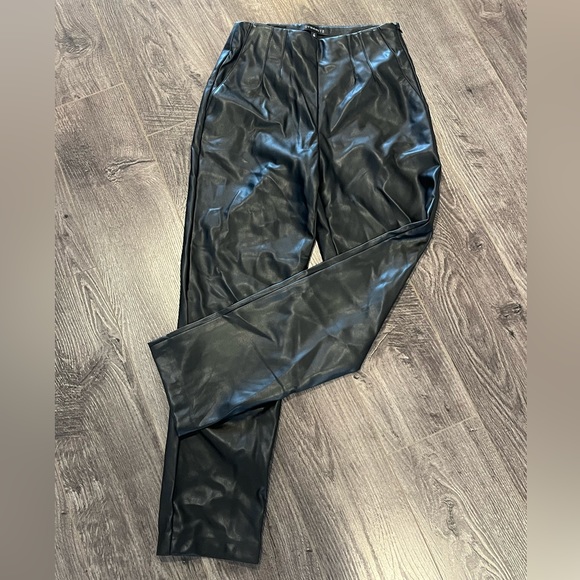 Ankle length Pleather Pants - Picture 2 of 2